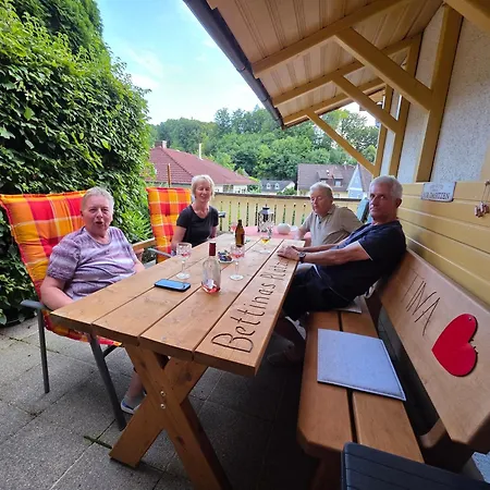 Kleines Glueck Am Baerenstein Apartmán *