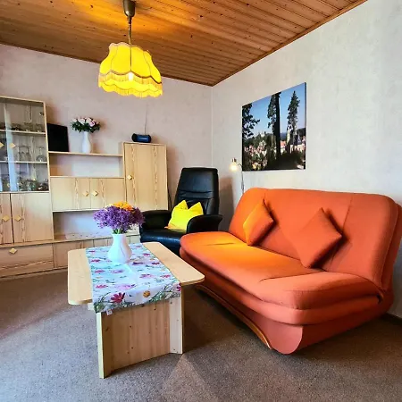 Apartmán Waldzeit Goessweinstein, Sonnige Und Ruhige Ferienwohnung In Der Fraenkischen Schweiz Goessweinstein