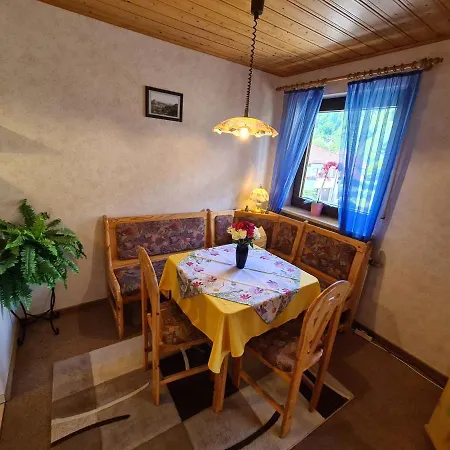 Waldzeit Goessweinstein, Sonnige Und Ruhige Ferienwohnung In Der Fraenkischen Schweiz