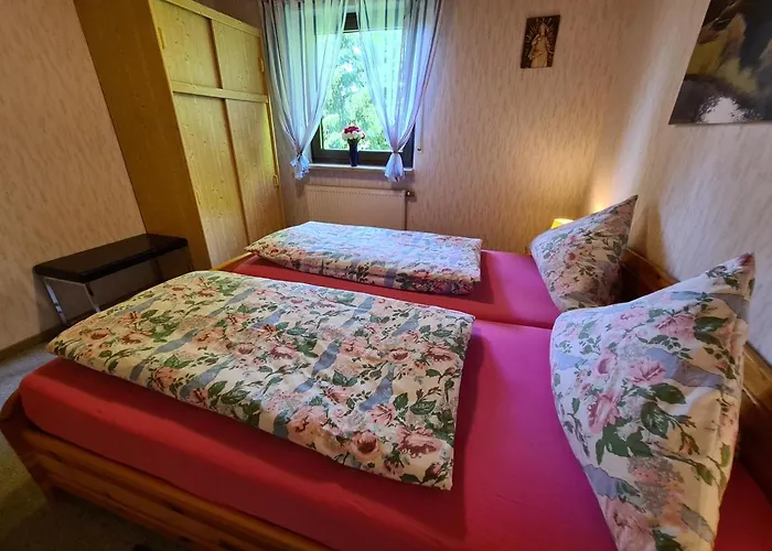 Waldzeit Goessweinstein, Sonnige Und Ruhige Ferienwohnung In Der Fraenkischen Schweiz דירה גוסוויינשטיין