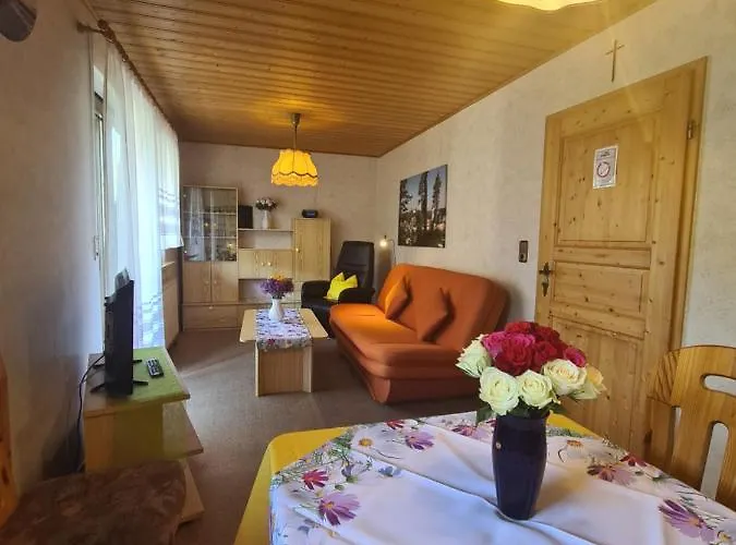 Apartmán Waldzeit Goessweinstein, Sonnige Und Ruhige Ferienwohnung In Der Fraenkischen Schweiz *